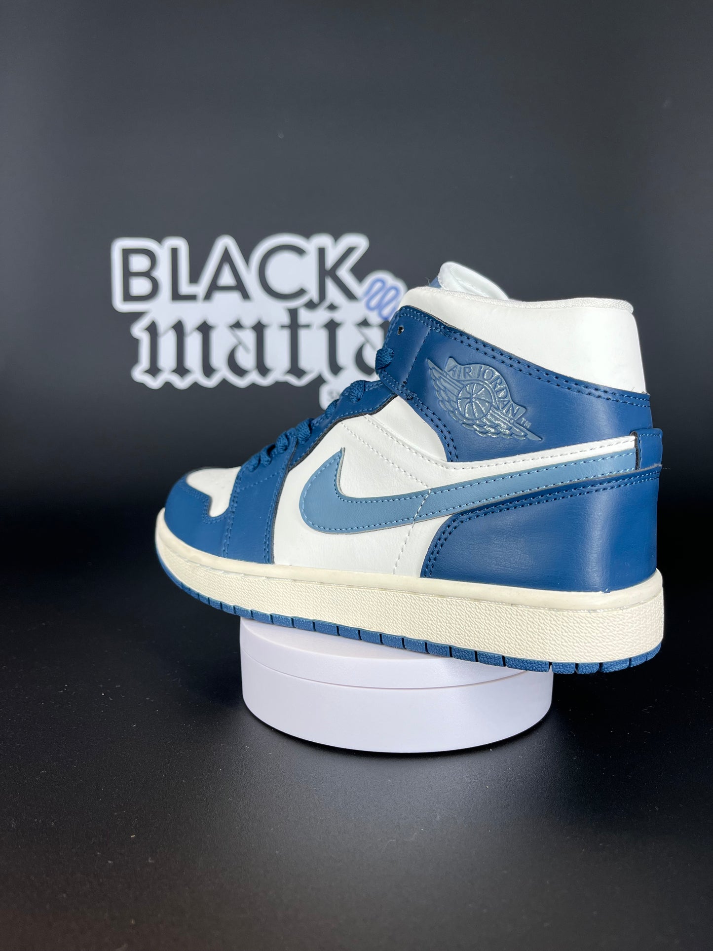 Jordan 1 / French Blue