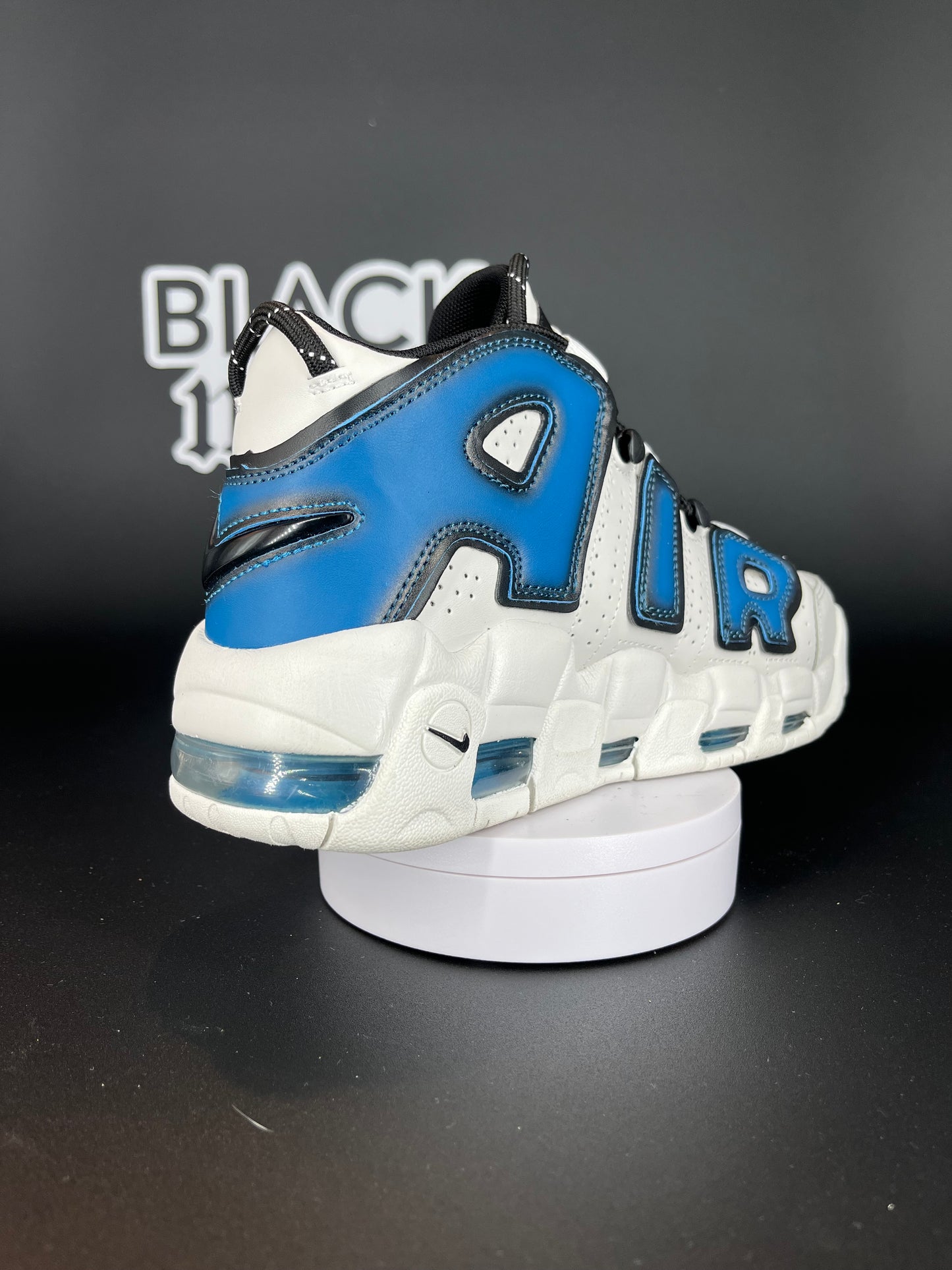 Uptempo / Retro White & Blue