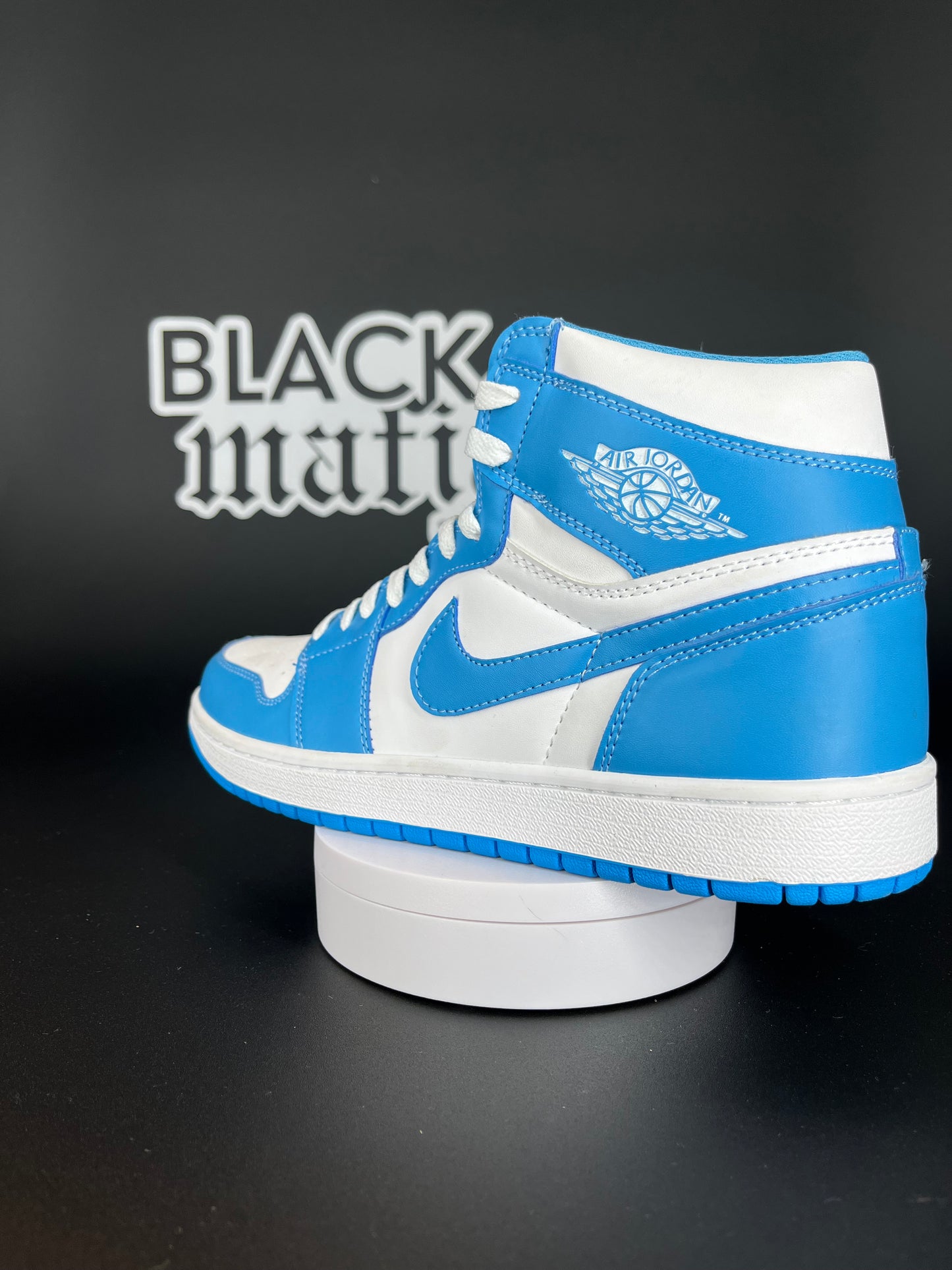 Jordan 1 / University Blue