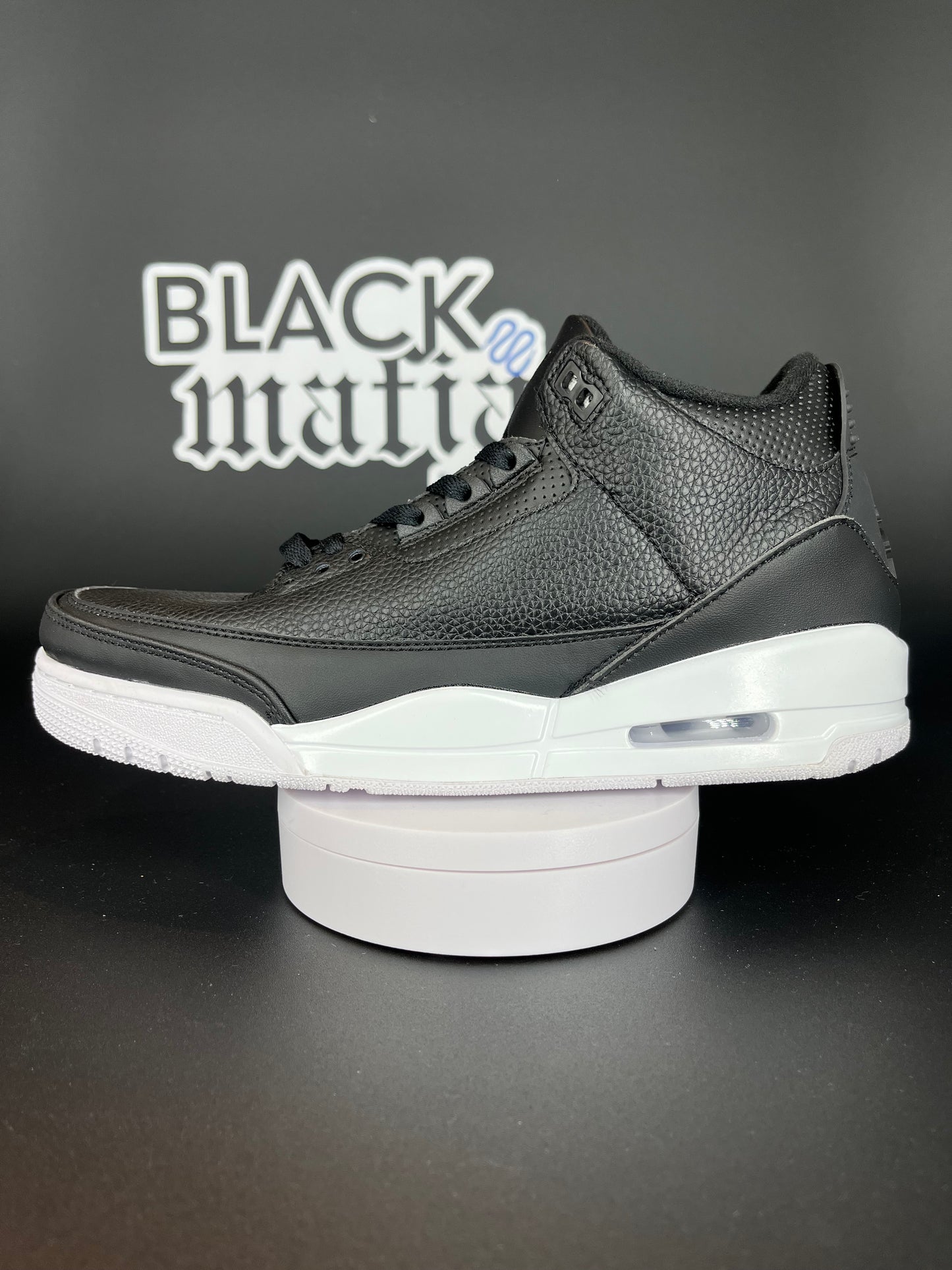 Jordan 3 / Cyber Monday