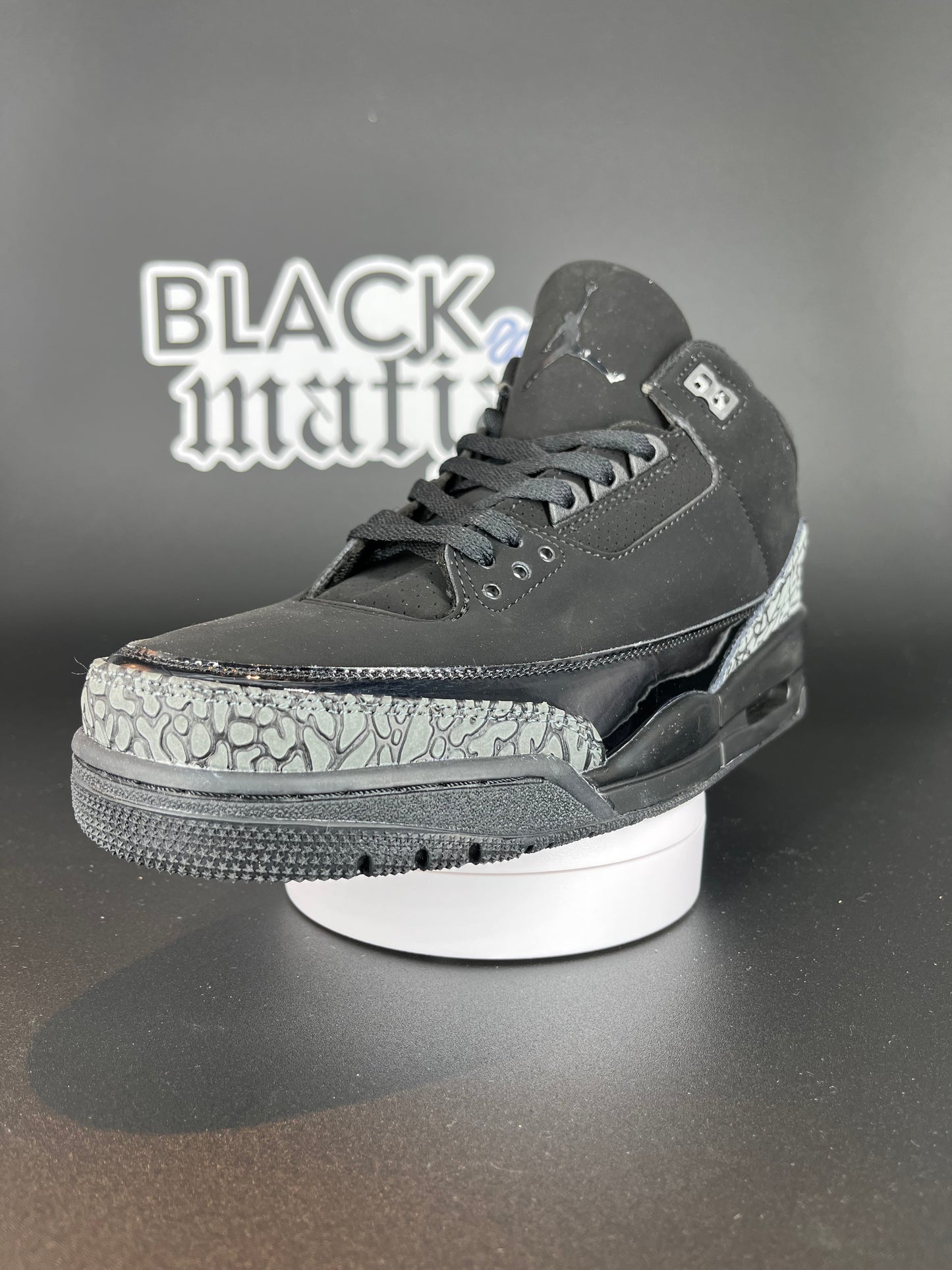 Jordan 3 / Black Cat