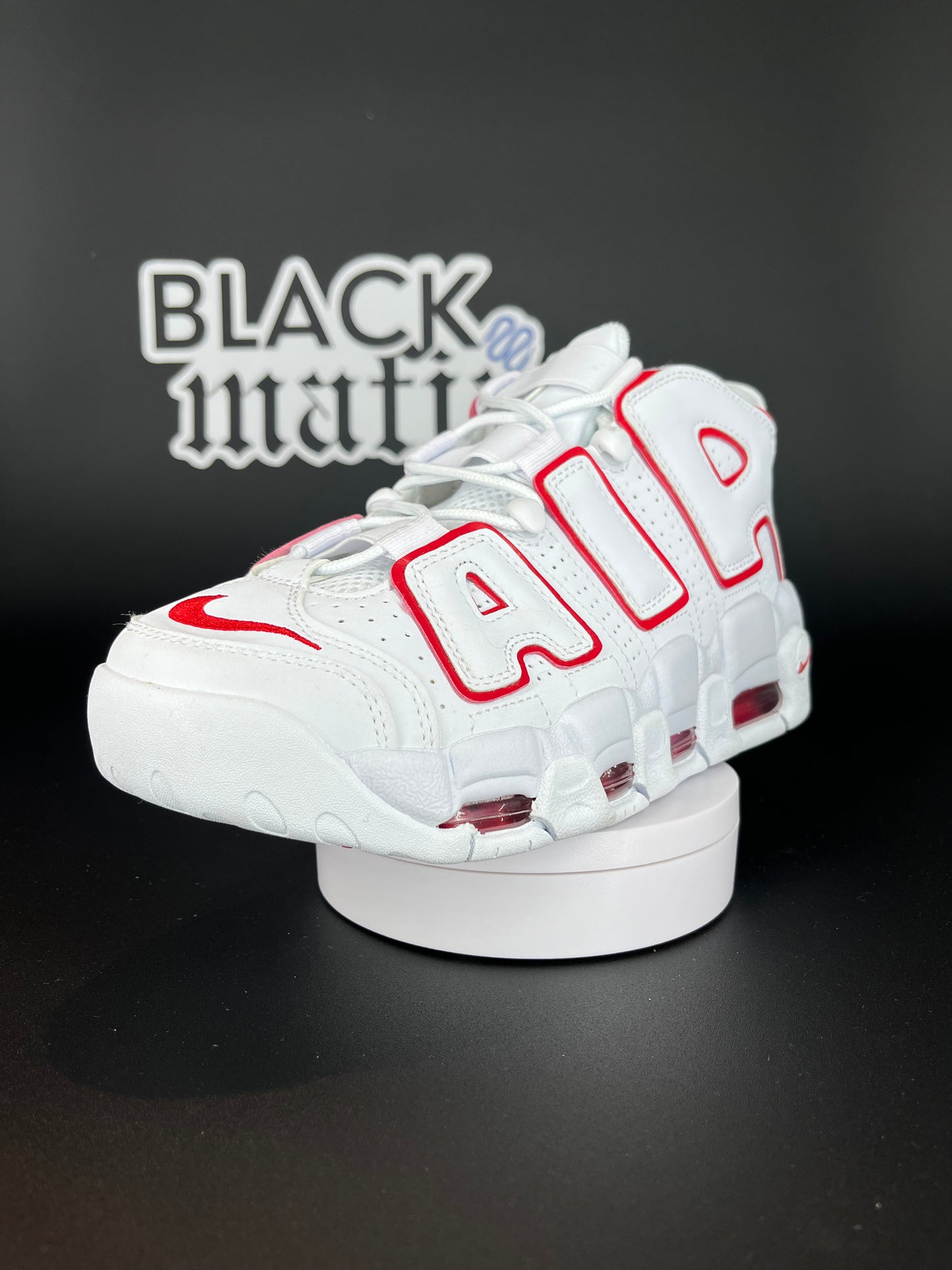 Uptempo / New White & Red