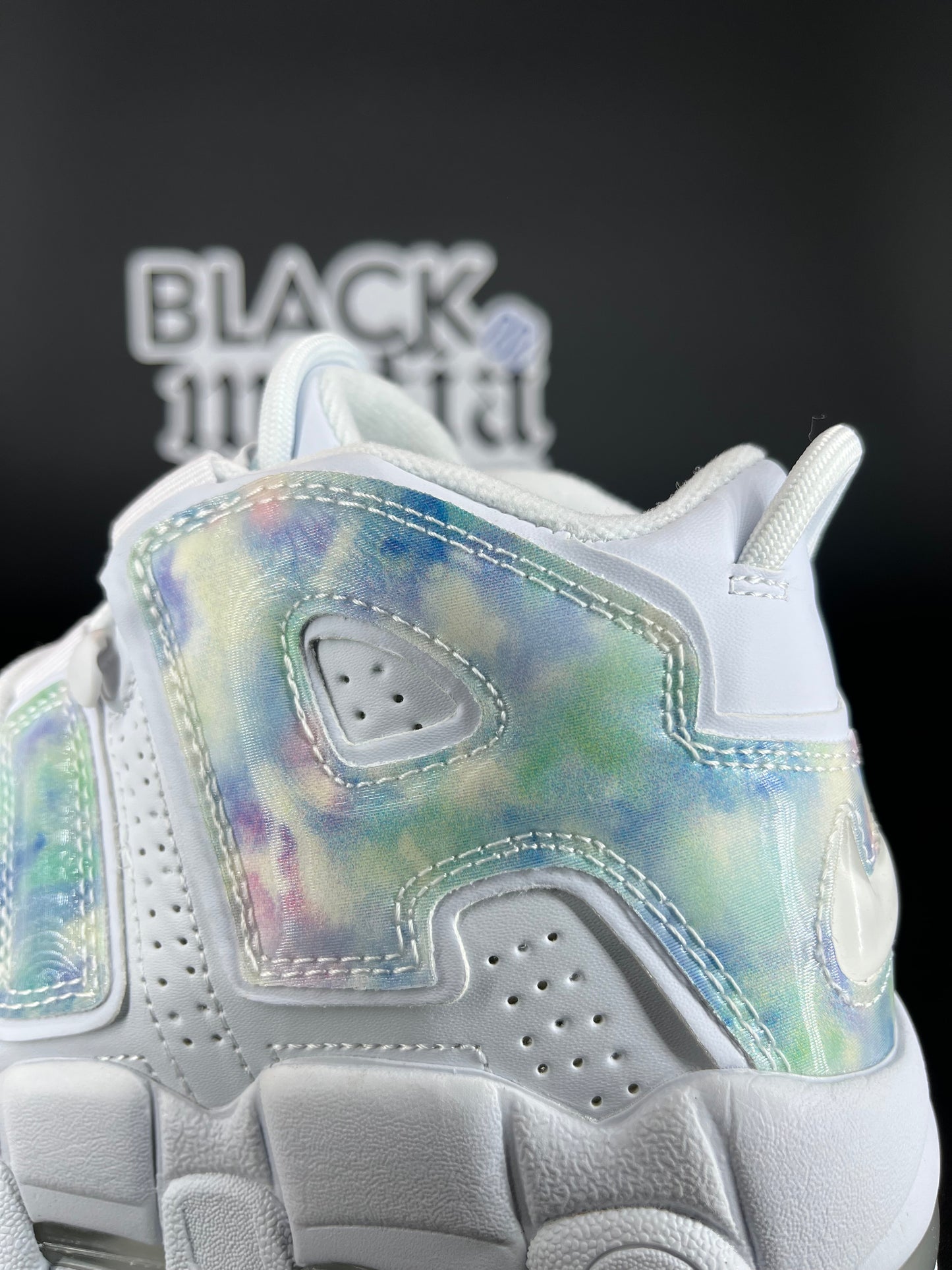 Uptempo / Light Blue