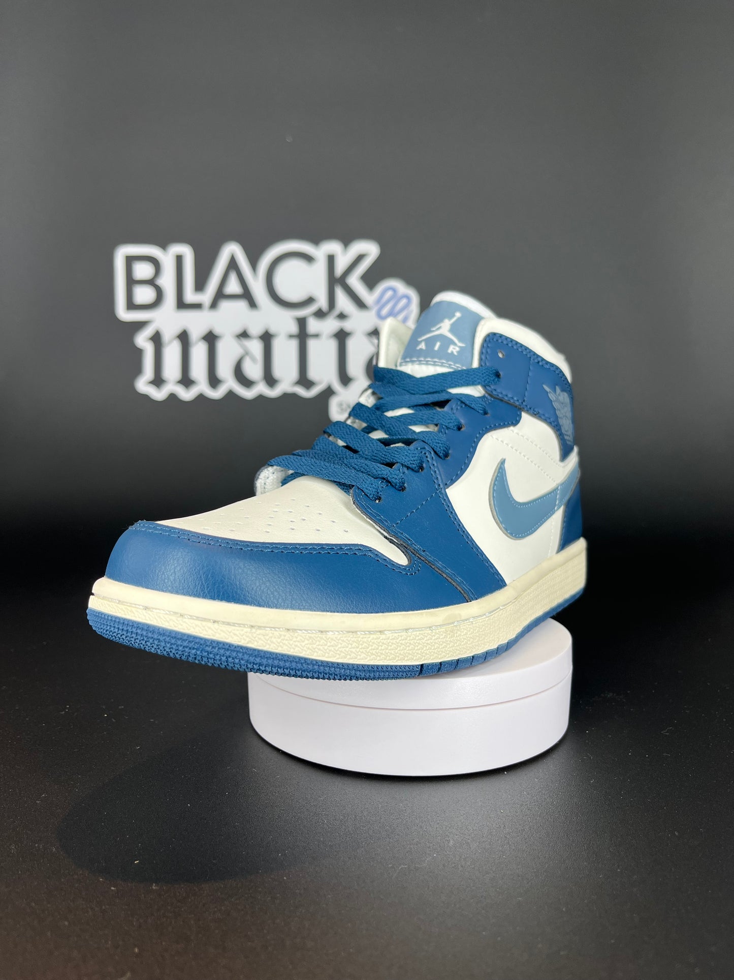 Jordan 1 / French Blue