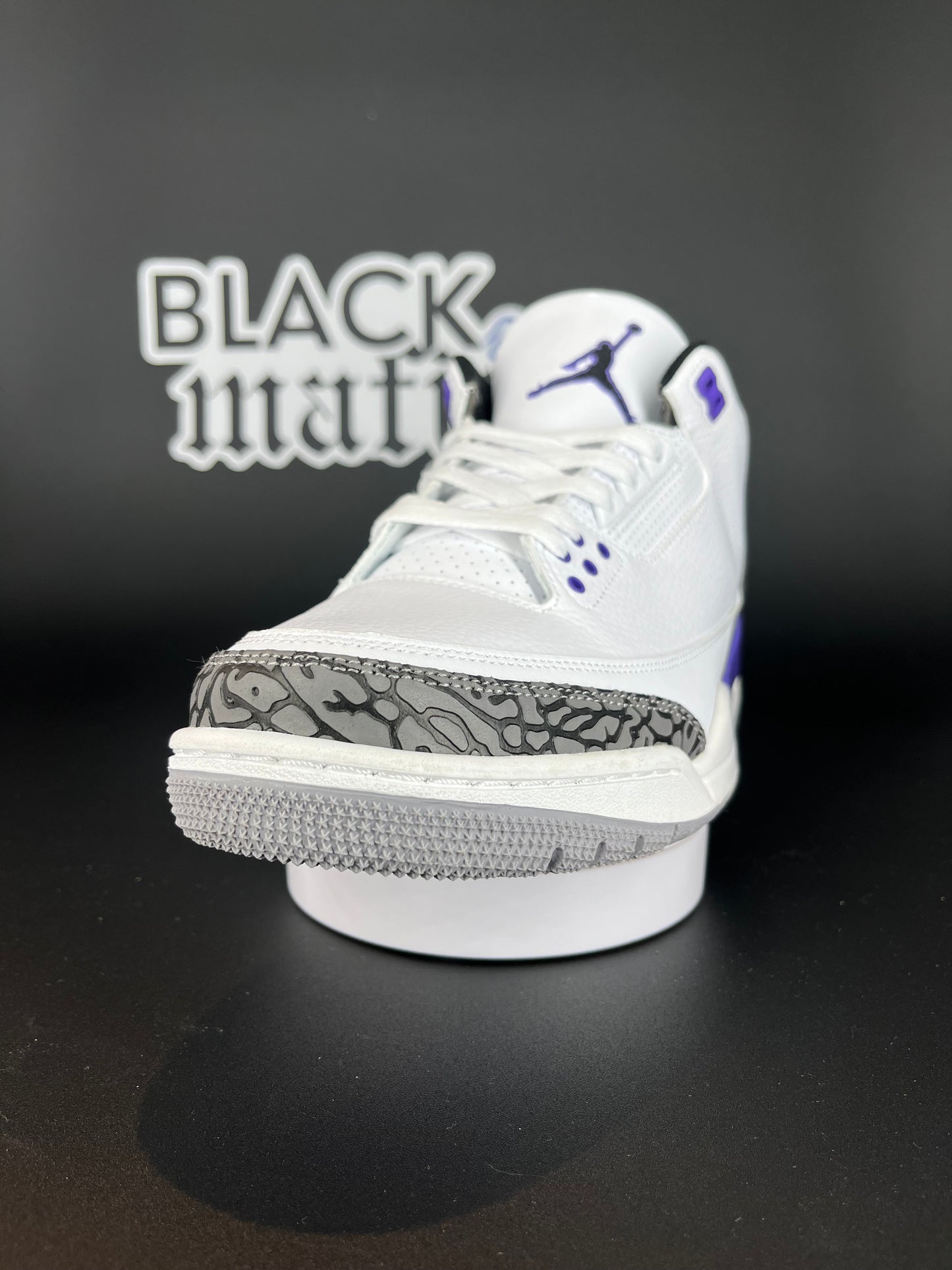 Jordan 3 / Dark Iris